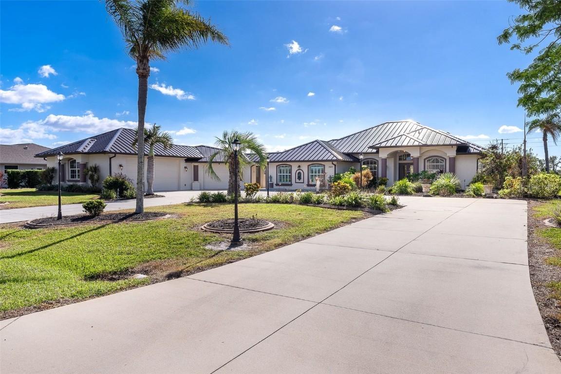 646 Boundary Blvd., Rotonda West, FL 33947