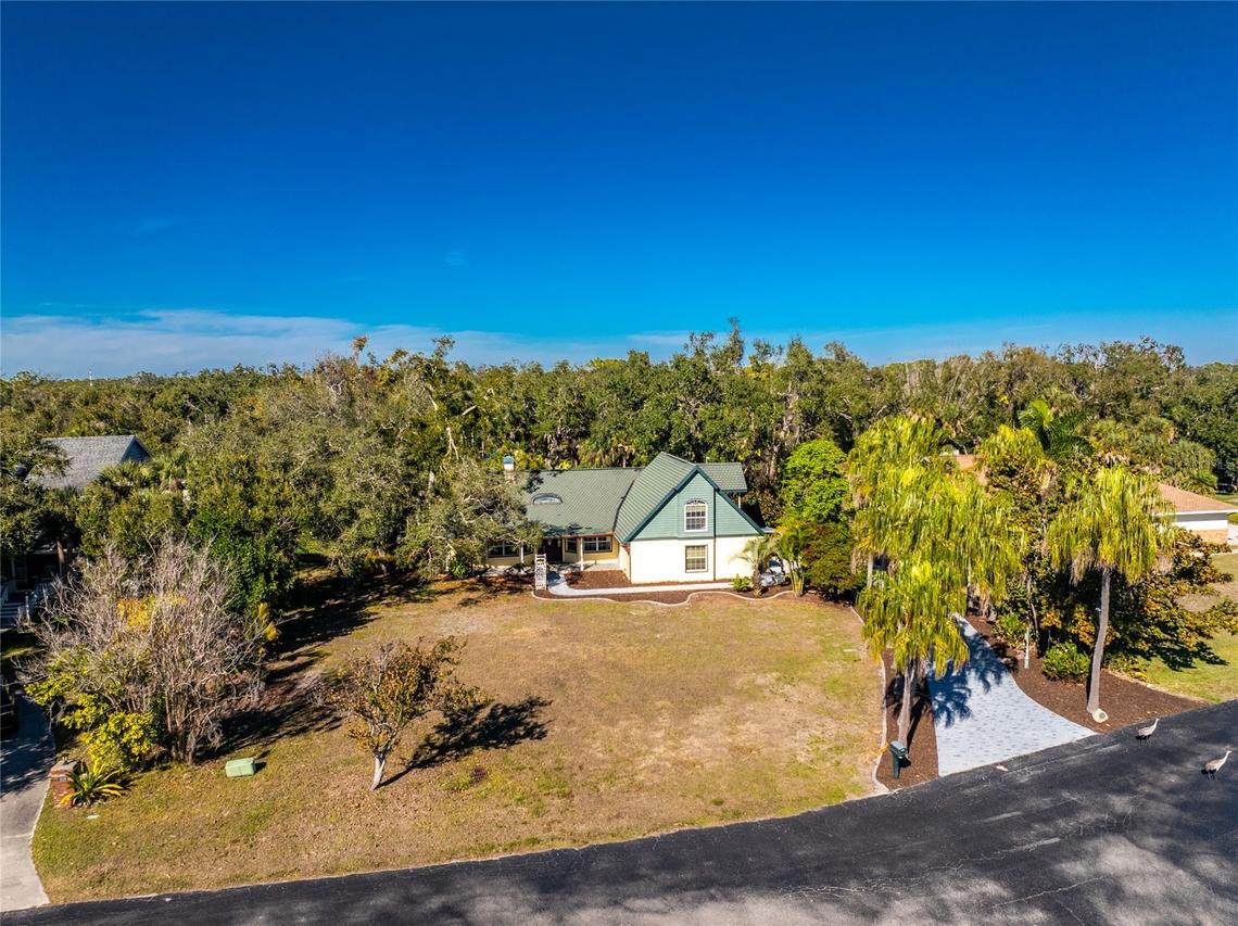 1828 Whispering Pines Cir., Englewood, FL 34223