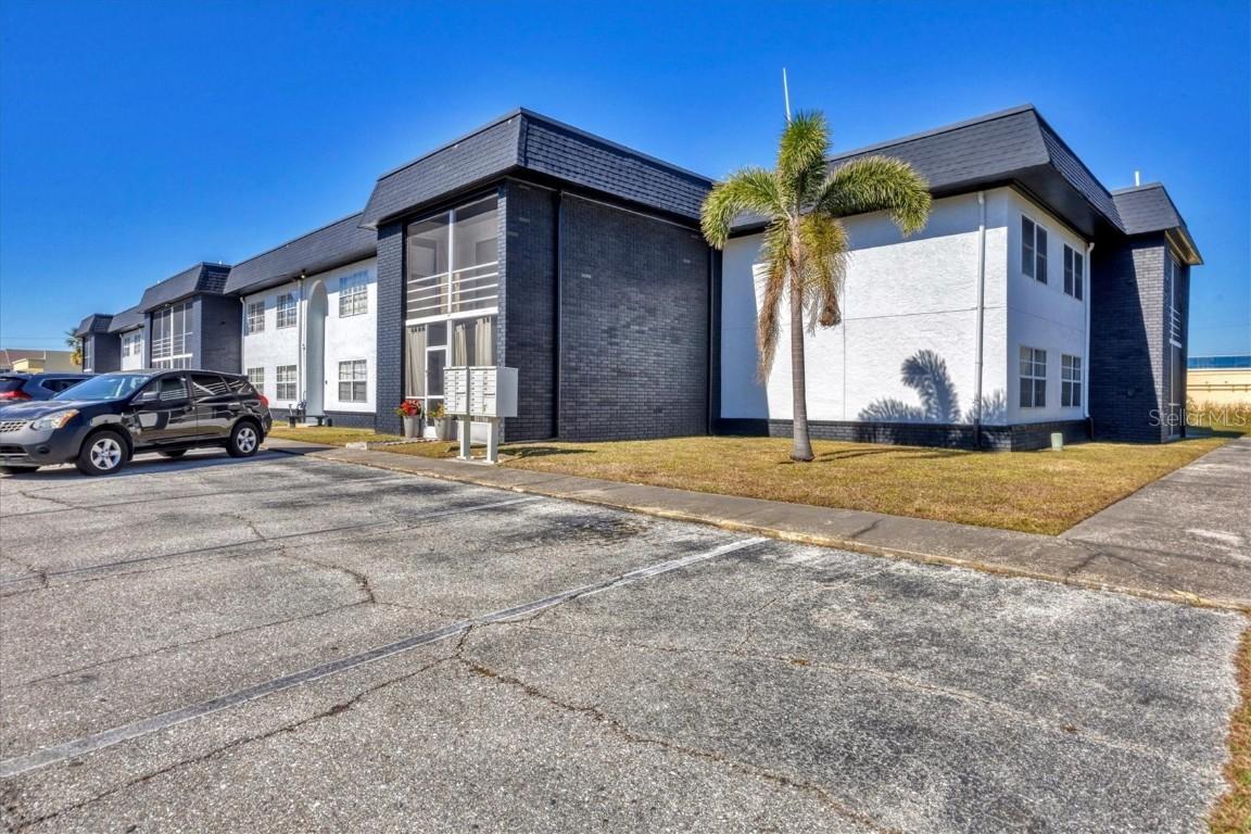 22302 Vick St. #215, Punta Gorda, FL 33980