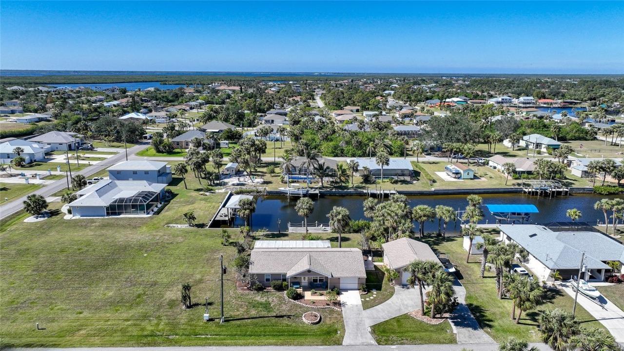 18198 Burkholder Cir., Port Charlotte, FL 33948