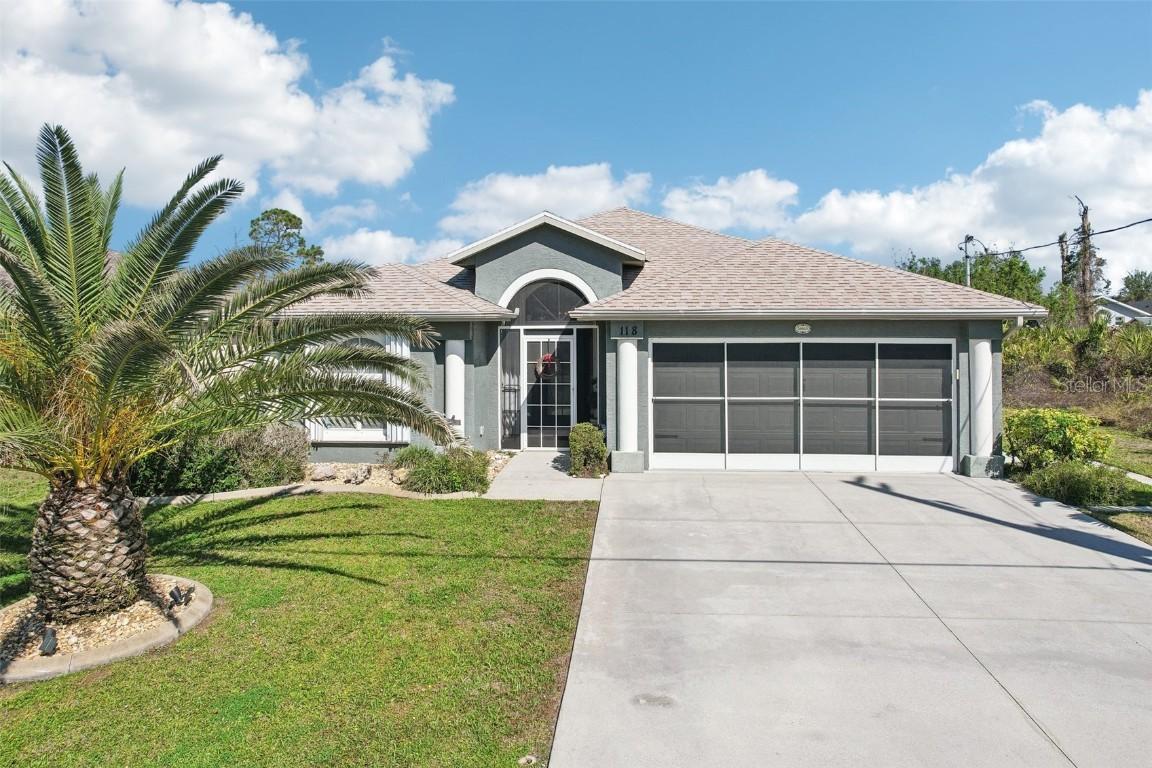 118 Albatross Rd., Rotonda West, FL 33947