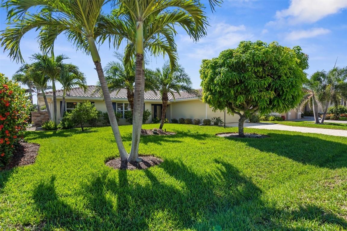 2160 Palm Tree Dr., Punta Gorda, FL 33950