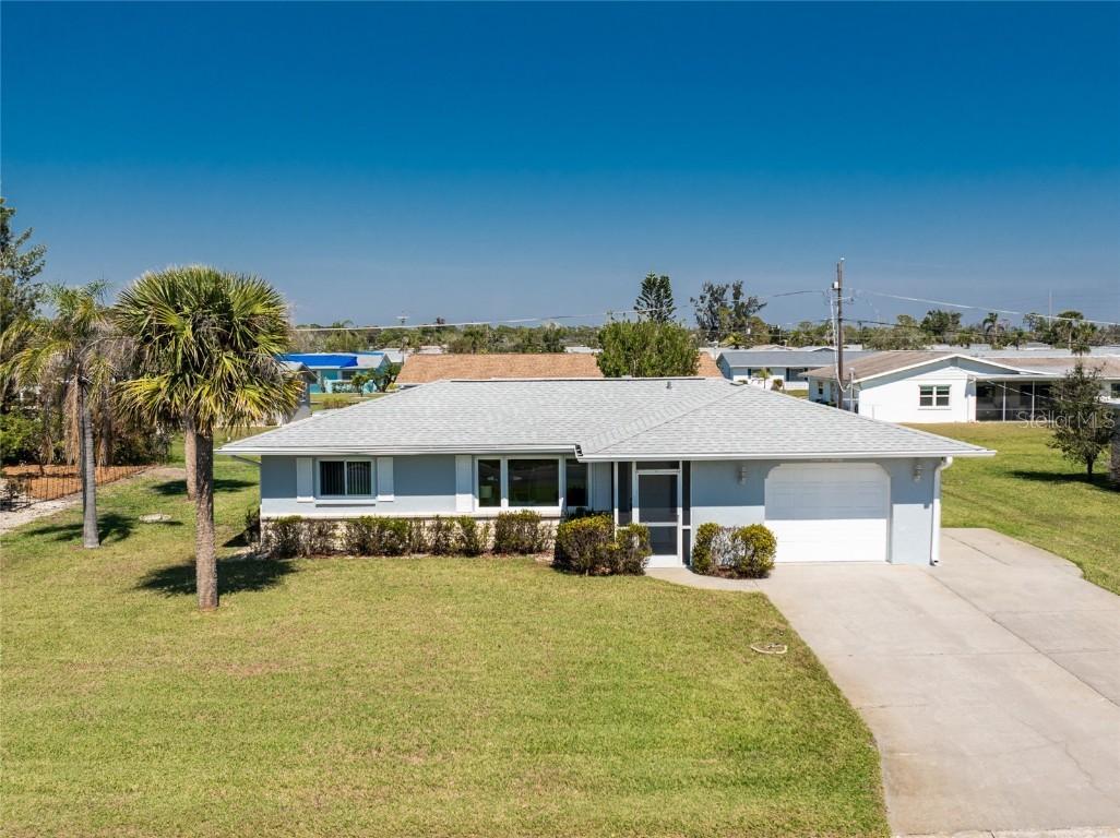 1720 Florence Ave., Englewood, FL 34223