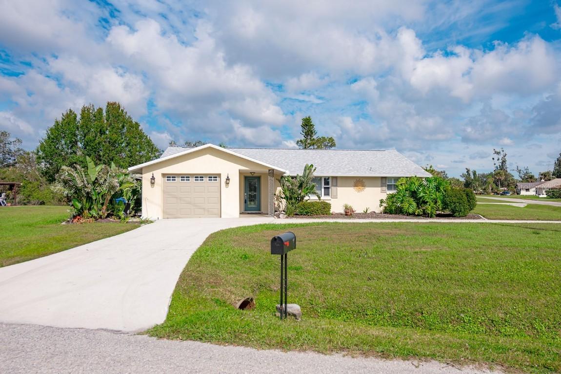 2545 Geneva Rd., Venice, FL 34293