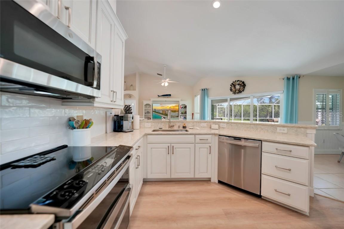 9235 Belgrade Ter., Englewood, FL 34224