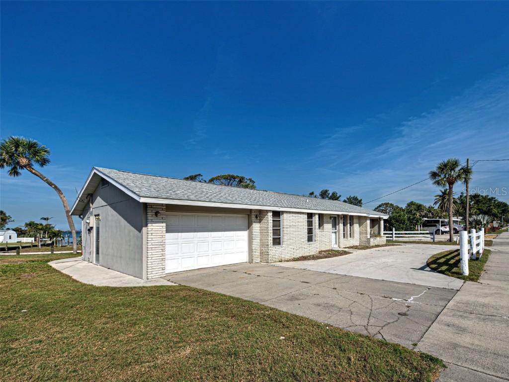 408 S Mccall Rd., Englewood, FL 34223