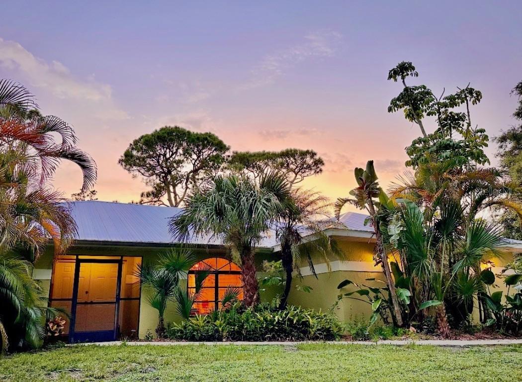 850 Van Gogh Road, Englewood, FL 34223