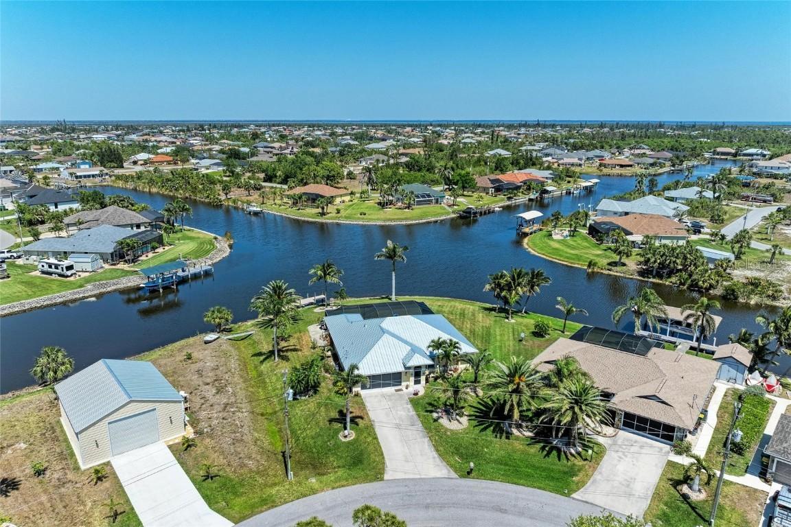 9404 Arnaz Cir., Port Charlotte, FL 33981