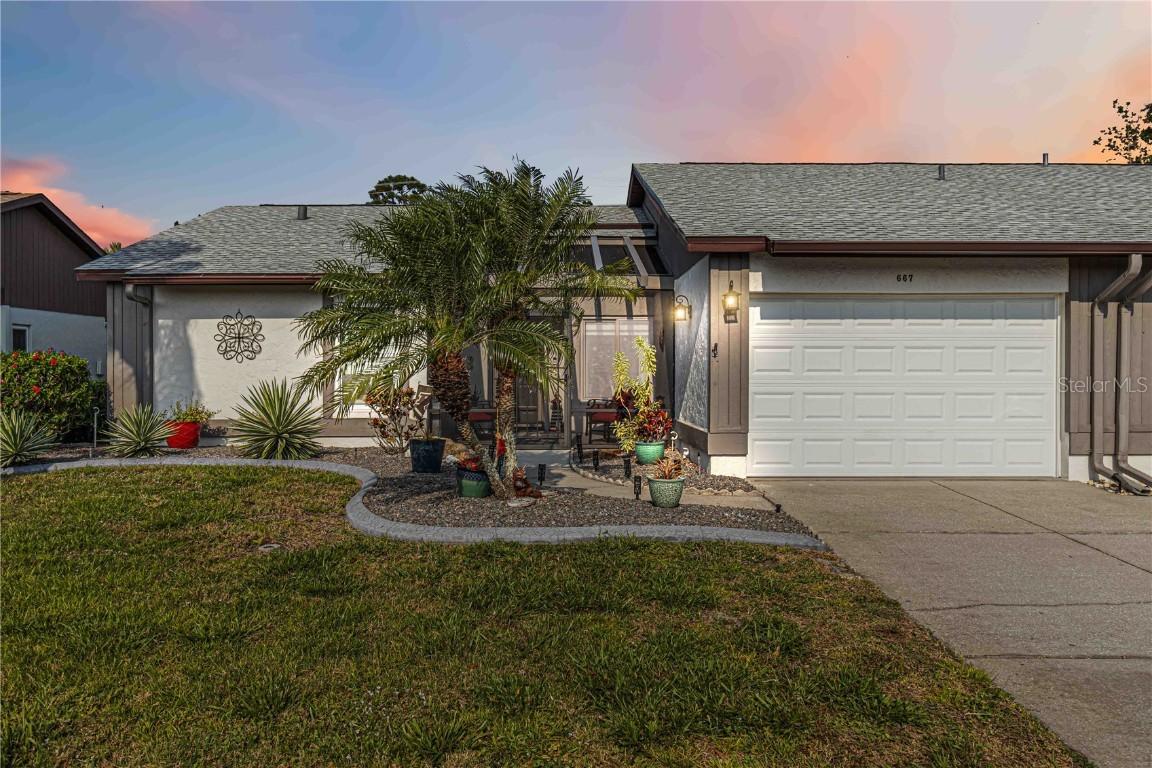 667 Foxwood Blvd., Englewood, FL 34223