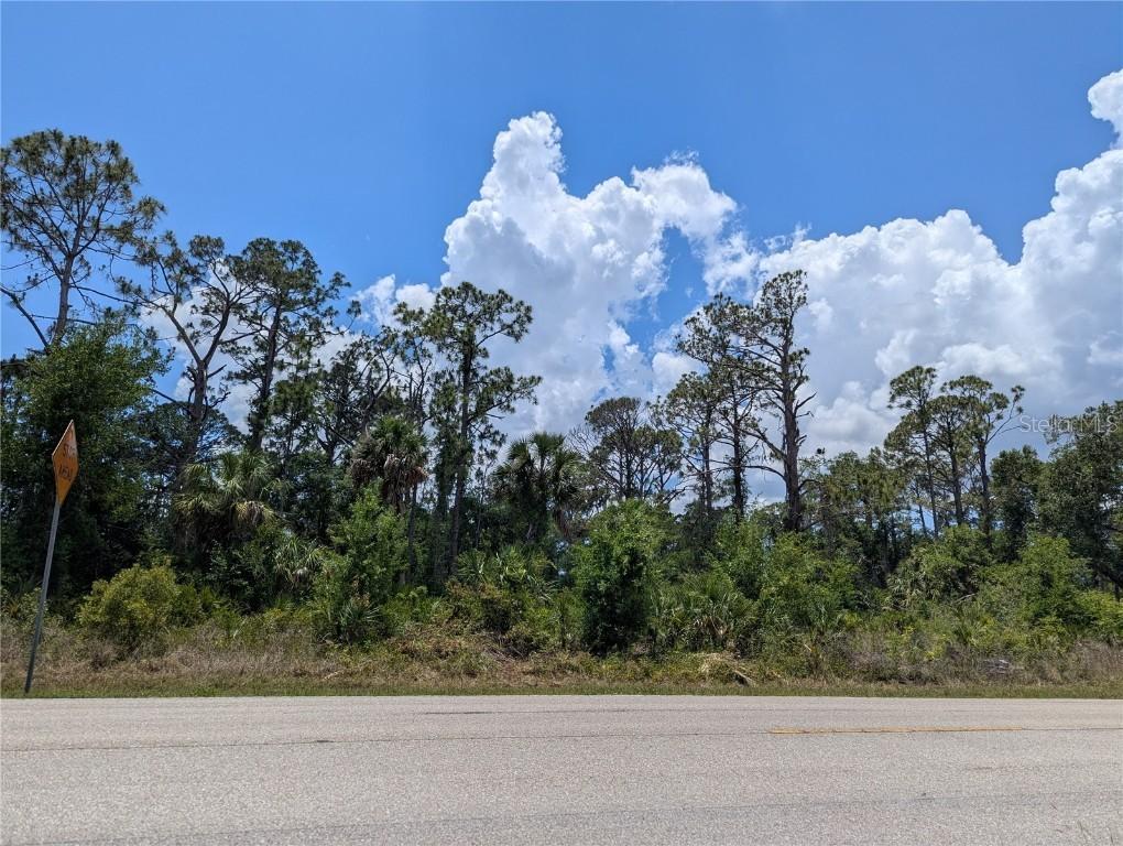 1317 Biscayne Dr., Port Charlotte, FL 33953