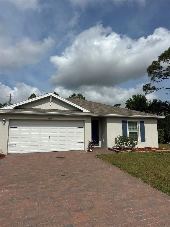 5473 Hoffman St., Port Charlotte, FL 33981