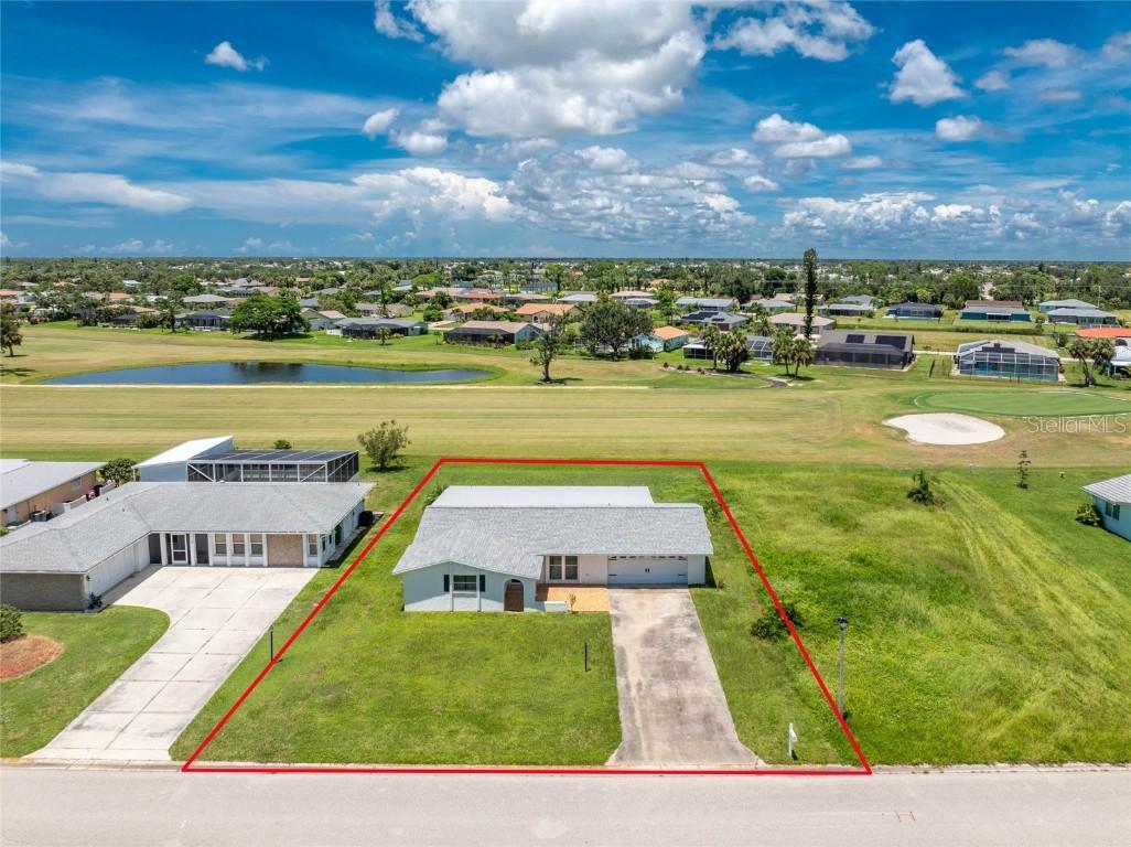 11 Oakland Hills Rd., Rotonda West, FL 33947