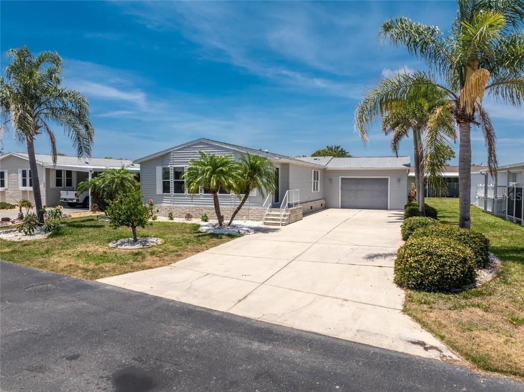 9209 Pinehaven Way, Englewood, FL 34224