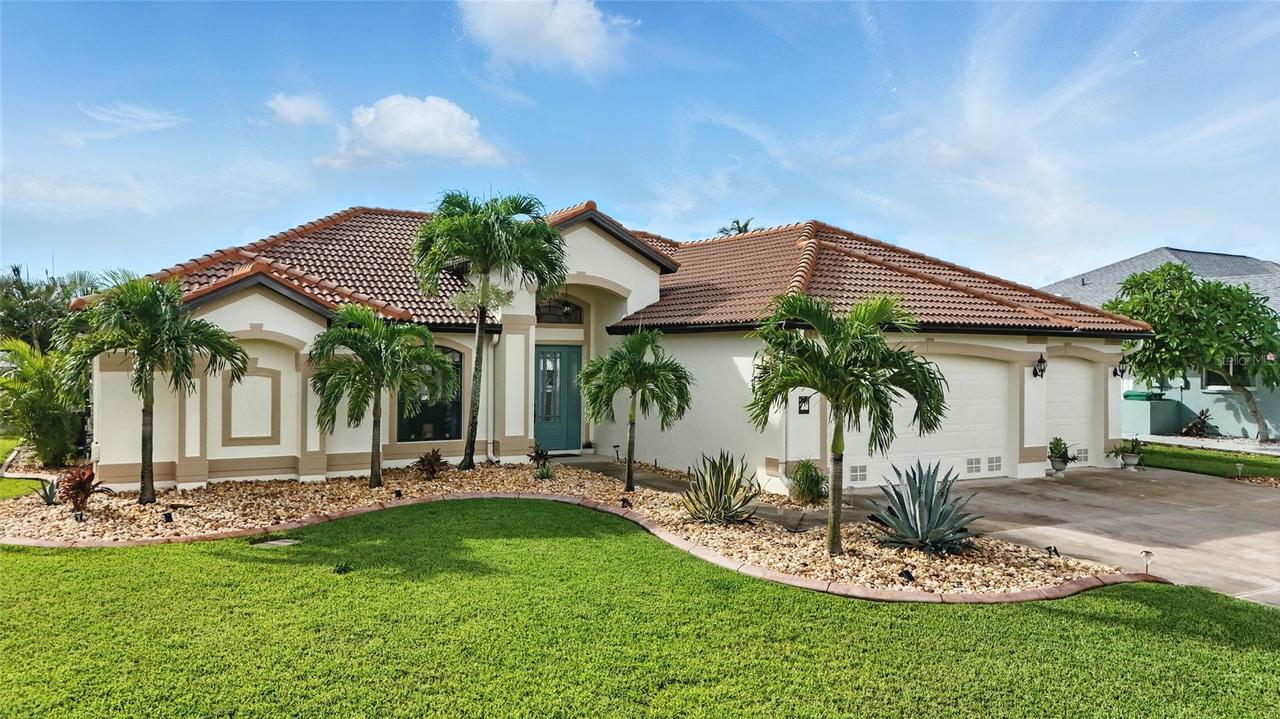 9402 Migue Cir., Port Charlotte, FL 33981