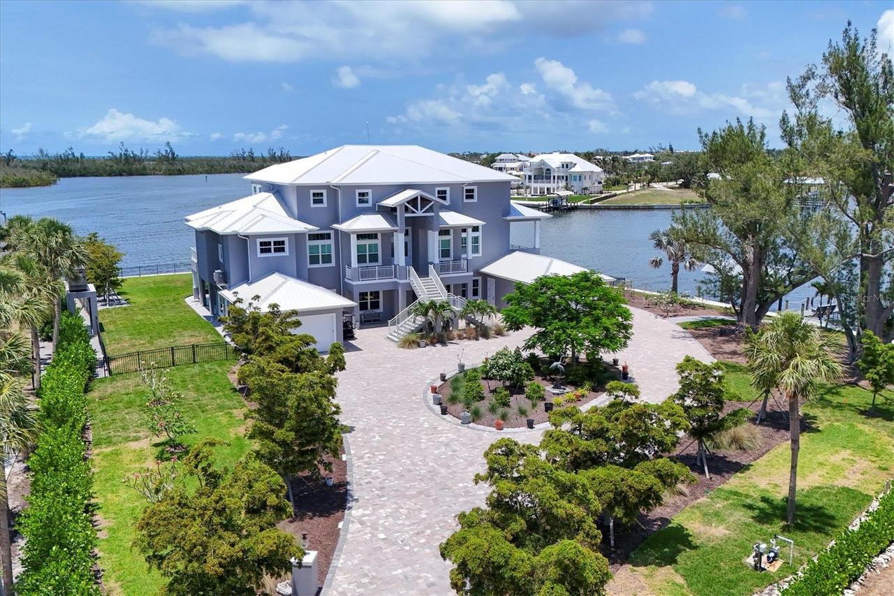 565 Green Dolphin Dr., Placida, FL 33946