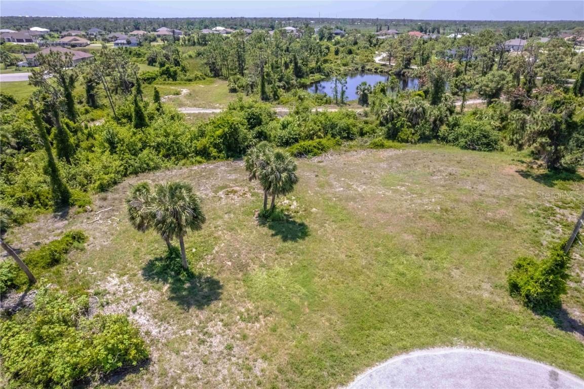 88 and 90 Pine Valley Ct., Rotonda West, FL 33947
