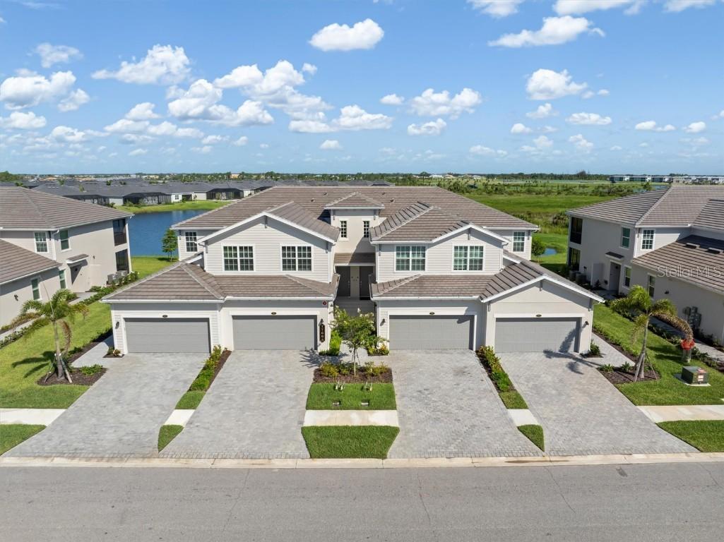 17605 Boracay Ct. #201, Venice, FL 34293