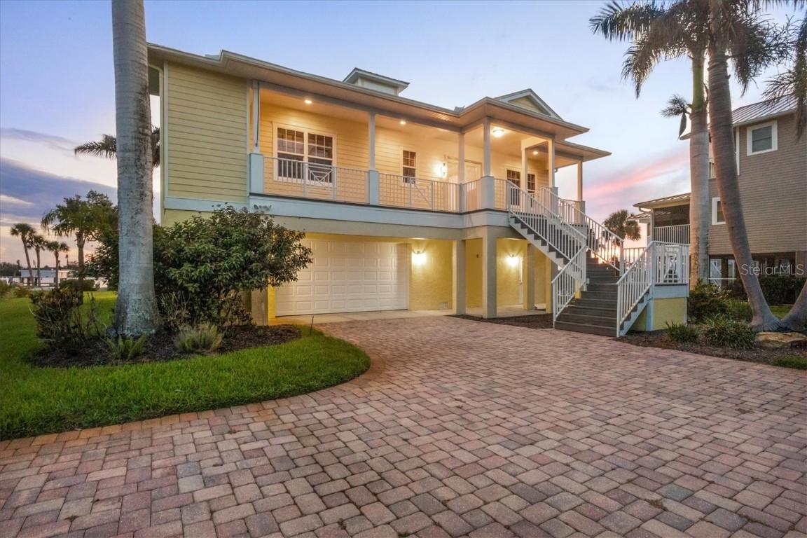 1784 Bayshore Dr., Englewood, FL 34223