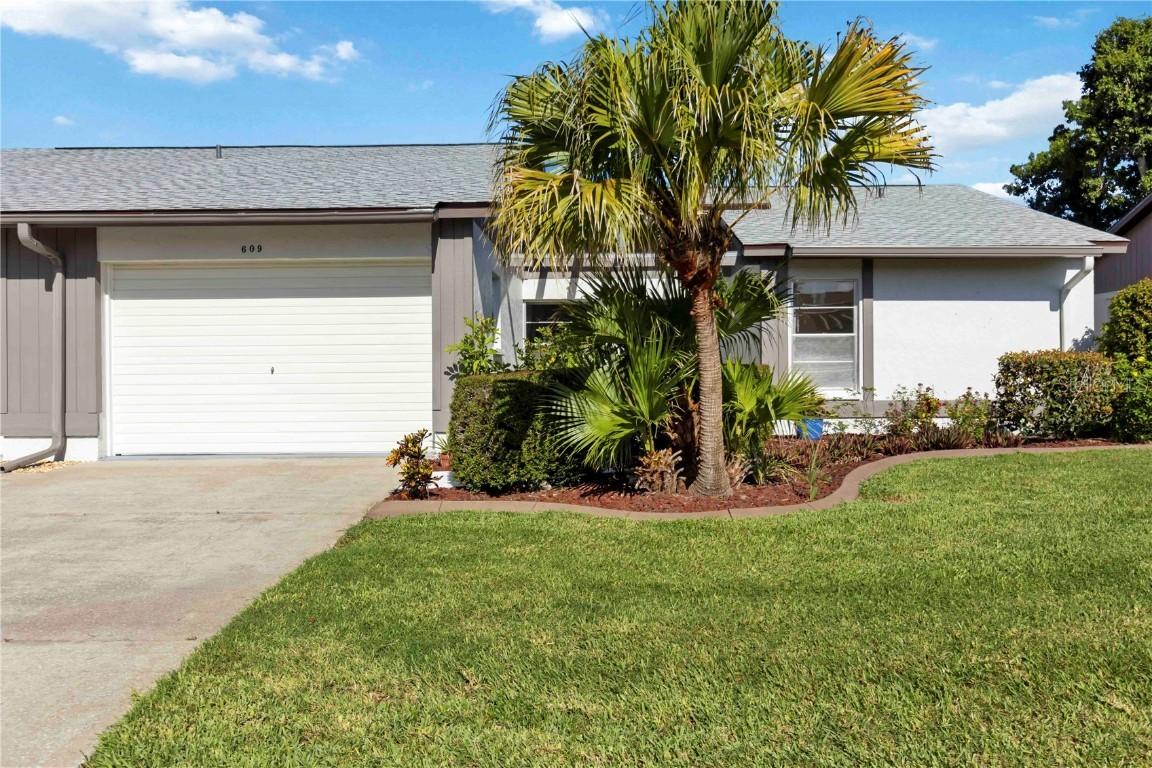 609 Deerwood Ave., Englewood, FL 34223