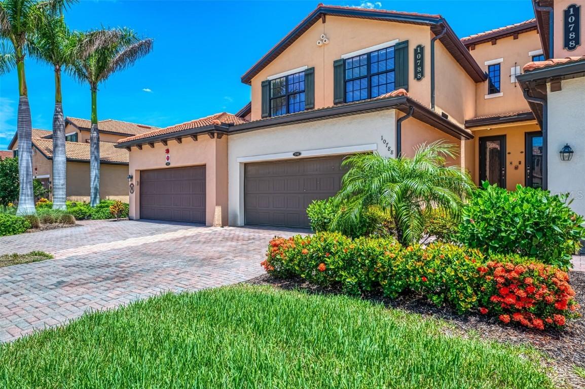 10788 Tarflower Dr. #201, Venice, FL 34293