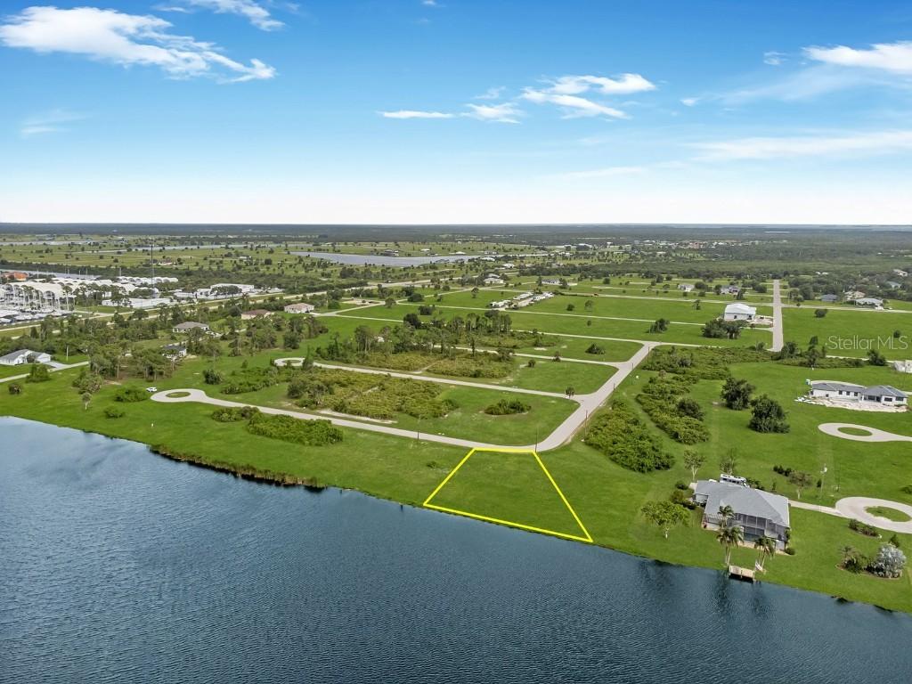 24 Windward Ln., Placida, FL 33946