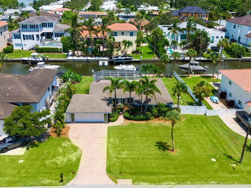 1613 Shelburne Ln., Sarasota, FL 34231