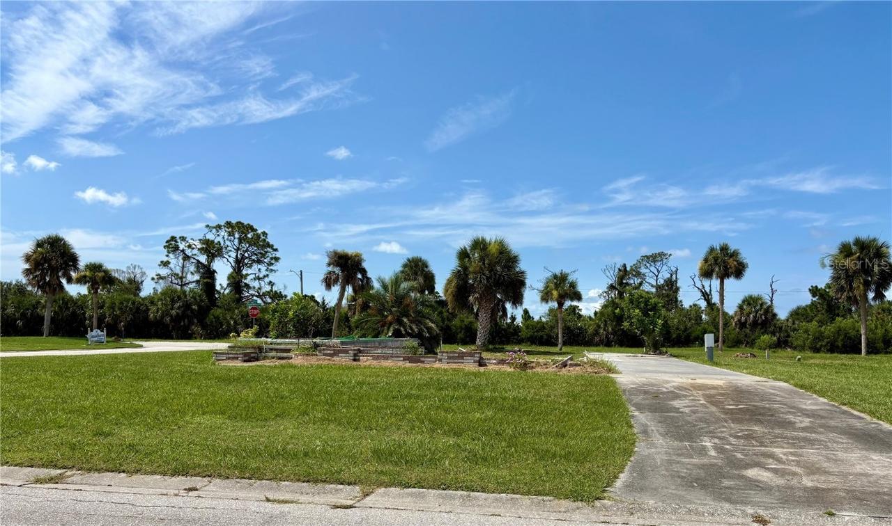 3314 Blue Jay Ln., Englewood, FL 34224