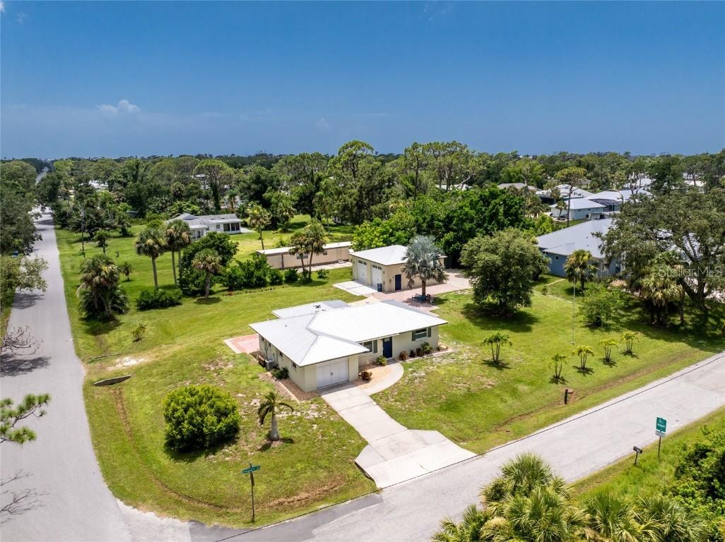445 Stewart St., Englewood, FL 34223