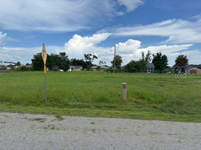 831 Spring Lake Blvd., Port Charlotte, FL 33952