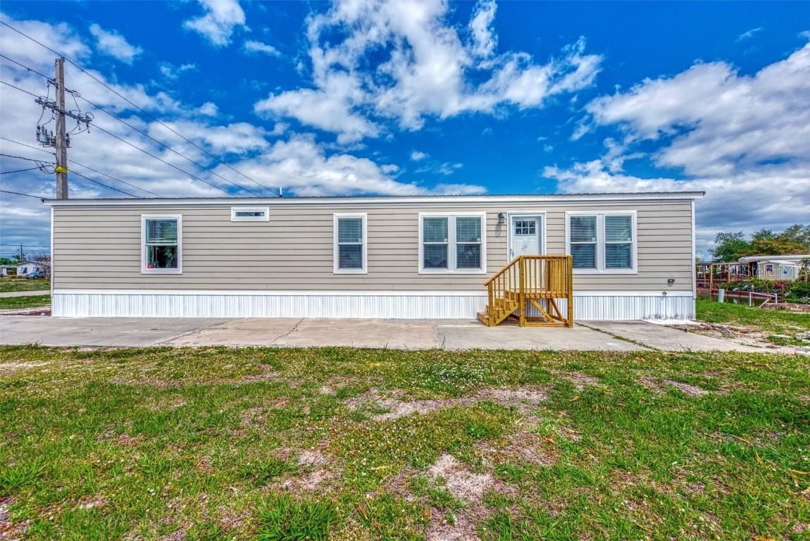 1391 Flamingo Dr., Englewood, FL 34224