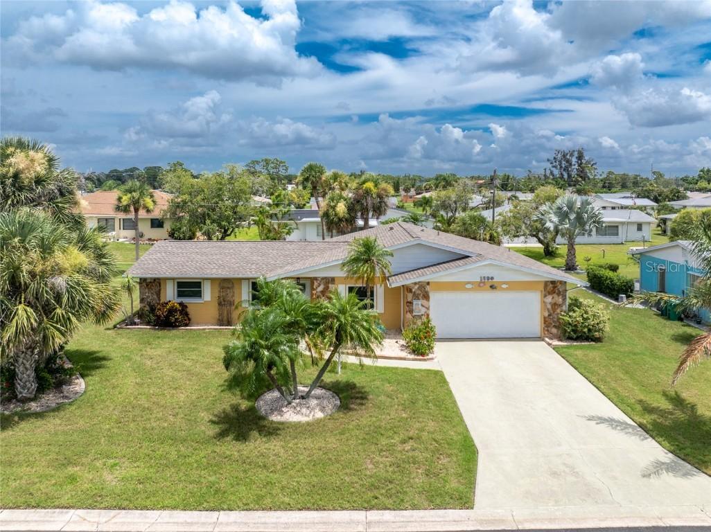1690 Elinor Pl., Englewood, FL 34223