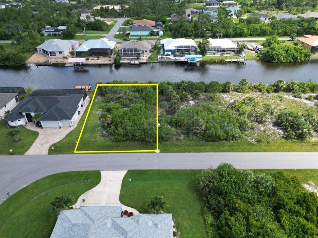15120 Hennipen Cir., Port Charlotte, FL 33981