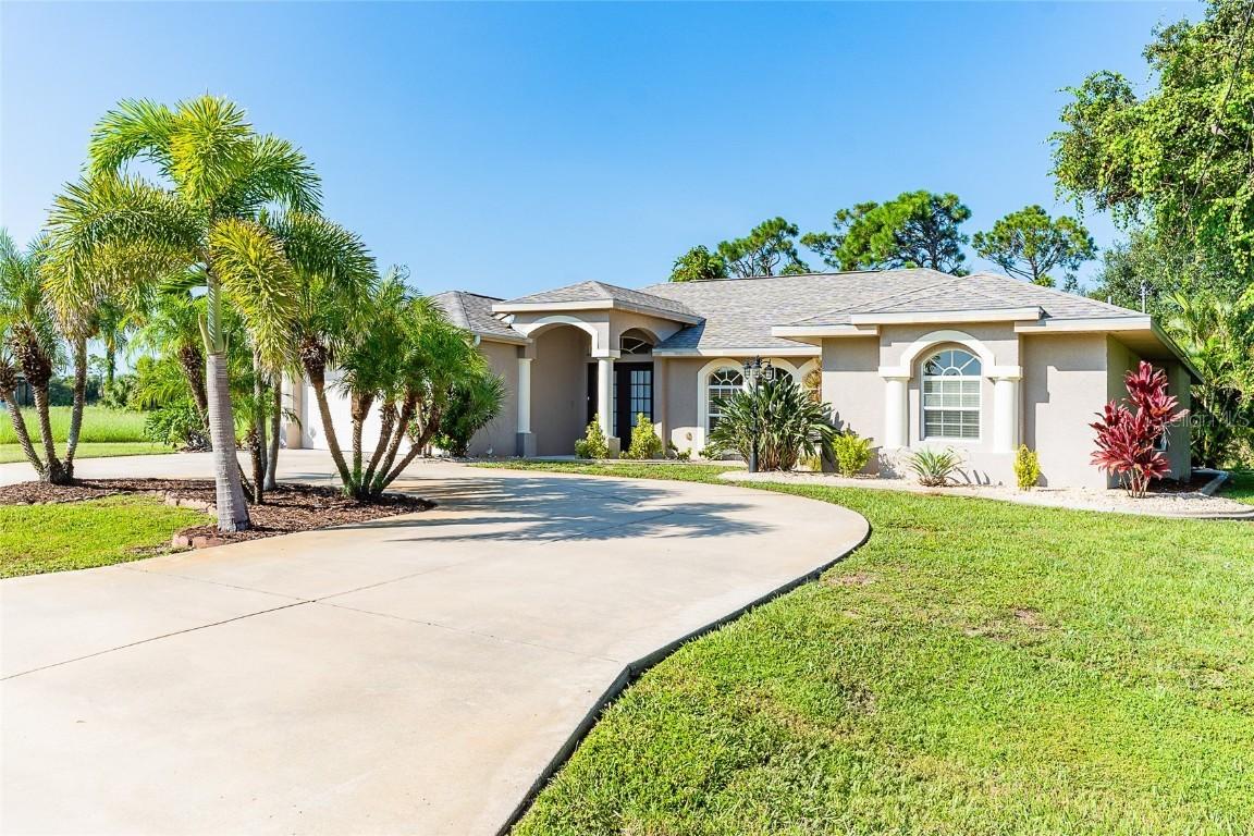 70 Tournament Rd., Rotonda West, FL 33947