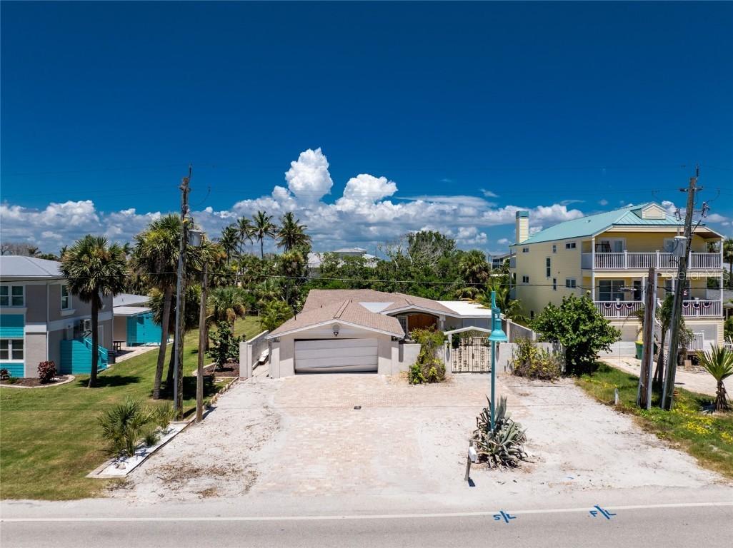 1475 Gulf Blvd., Englewood, FL 34223