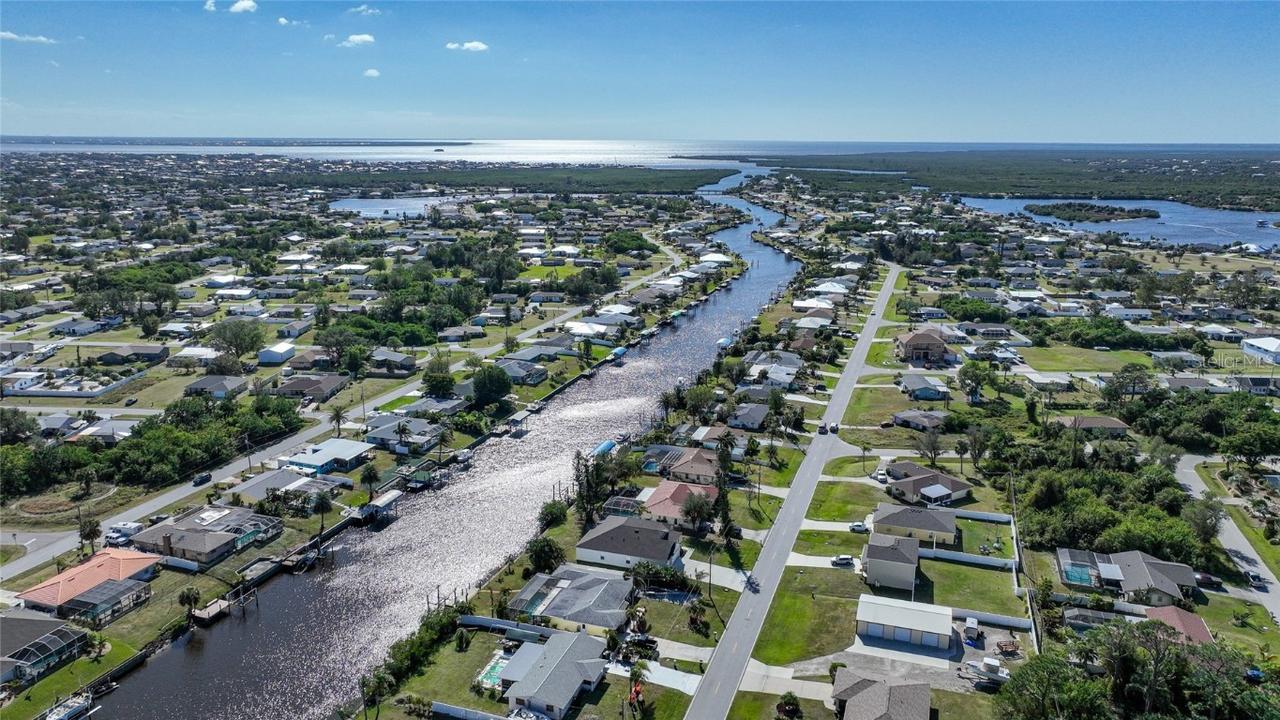 521 W Tarpon Blvd., Port Charlotte, FL 33952