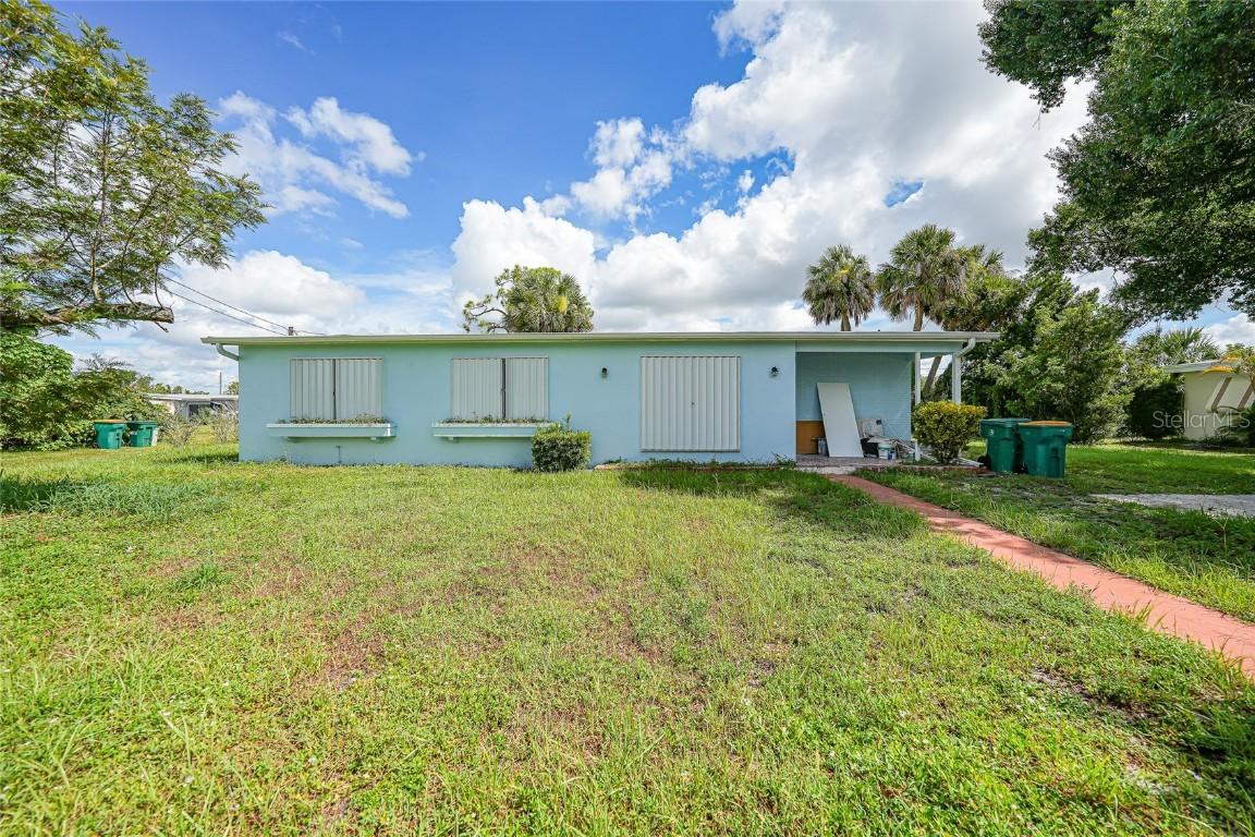 2208 NE Anne Ave., Port Charlotte, FL 33952