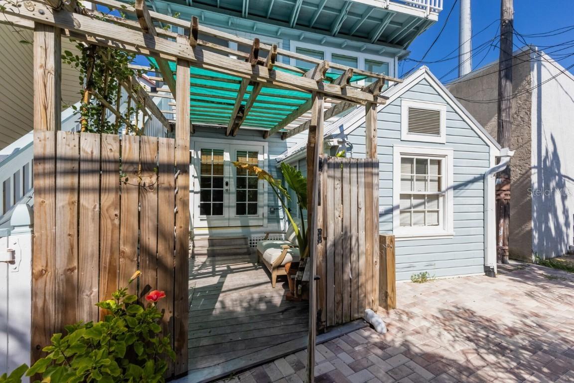 370 E Railroad Ave. #1, Boca Grande, FL 33921