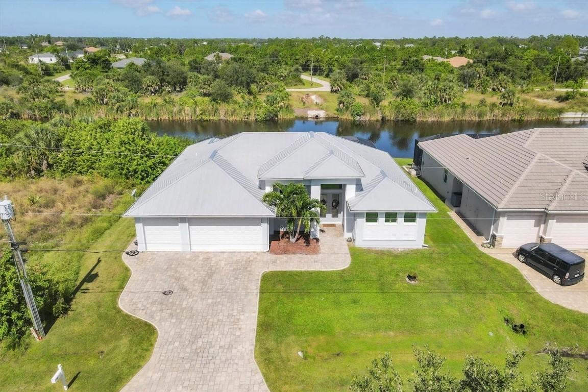 14094 Edsel Dr., Port Charlotte, FL 33981