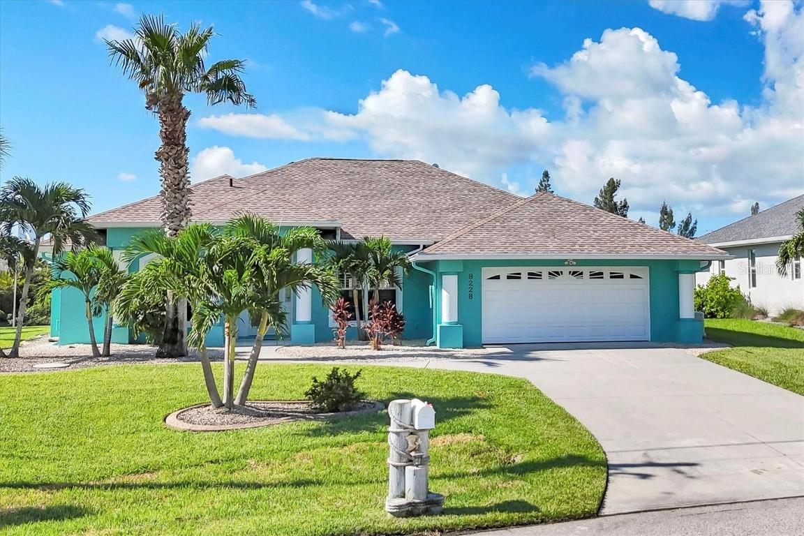 8228 Tecumseh Cir., Port Charlotte, FL 33981