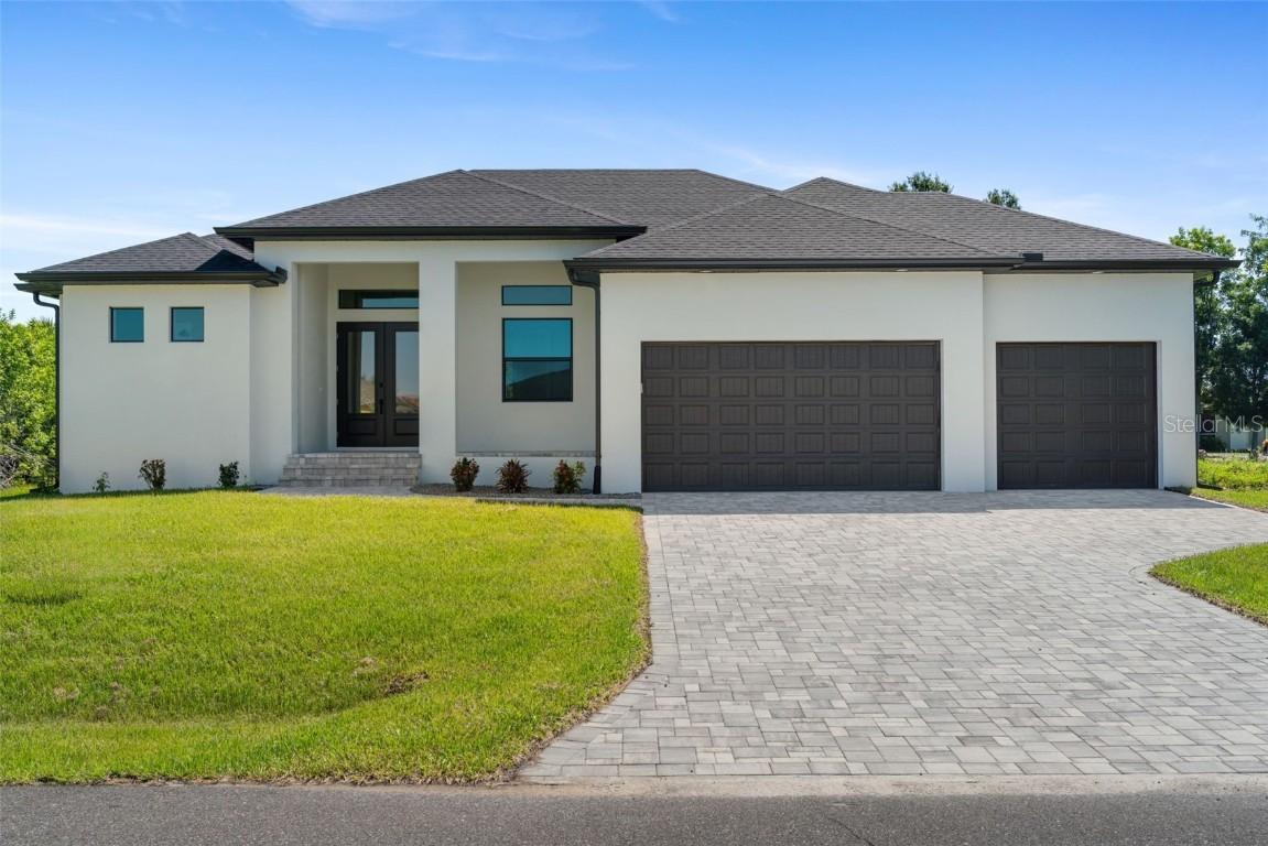8125 Burwell Cir., Port Charlotte, FL 33981
