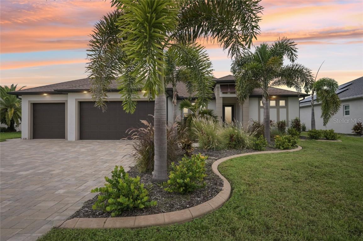 239 Rotonda Blvd., Rotonda West, FL 33947