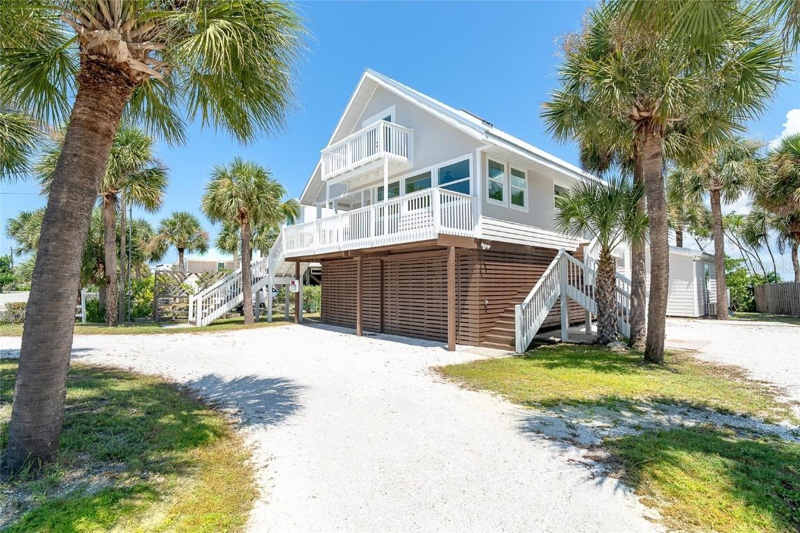 20 N Gulf Blvd., Placida, FL 33946