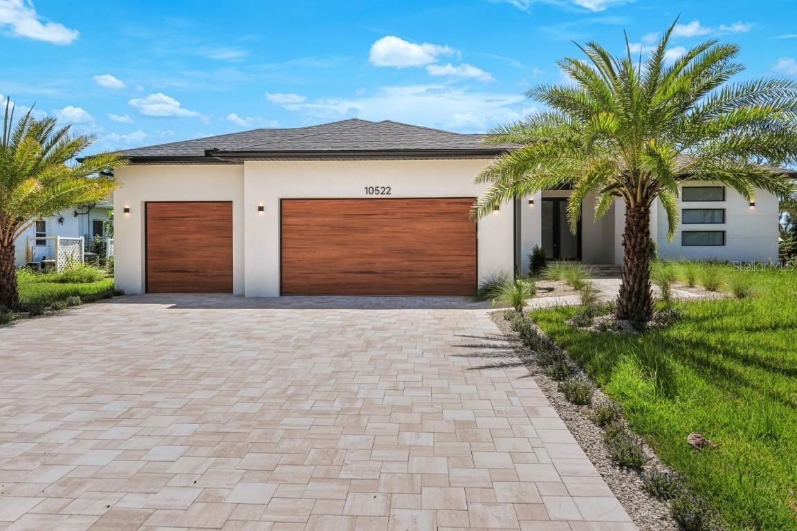 10522 Riverside Rd., Port Charlotte, FL 33981