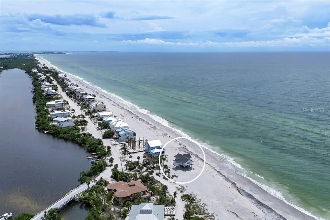 8 Adele Way, Placida, FL 33946