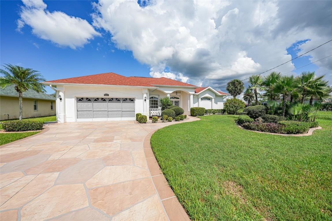 264 Broadmoor Ln., Rotonda West, FL 33947