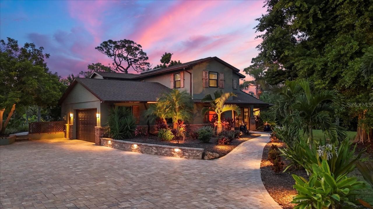 1070 Bayshore Dr., Englewood, FL 34223