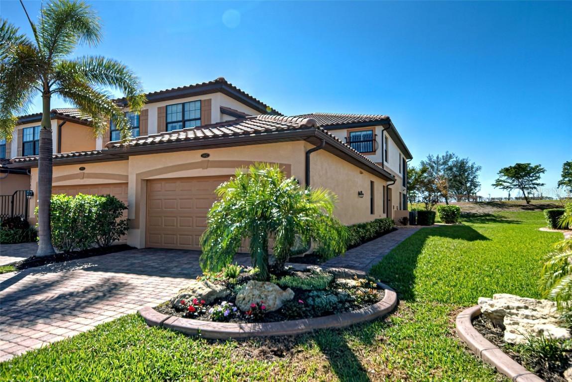 20110 Ragazza Cir. #102, Venice, FL 34293