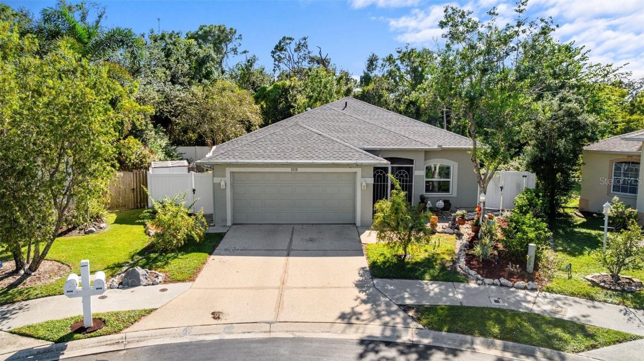 1018 Whitegate Ct., Sarasota, FL 34232