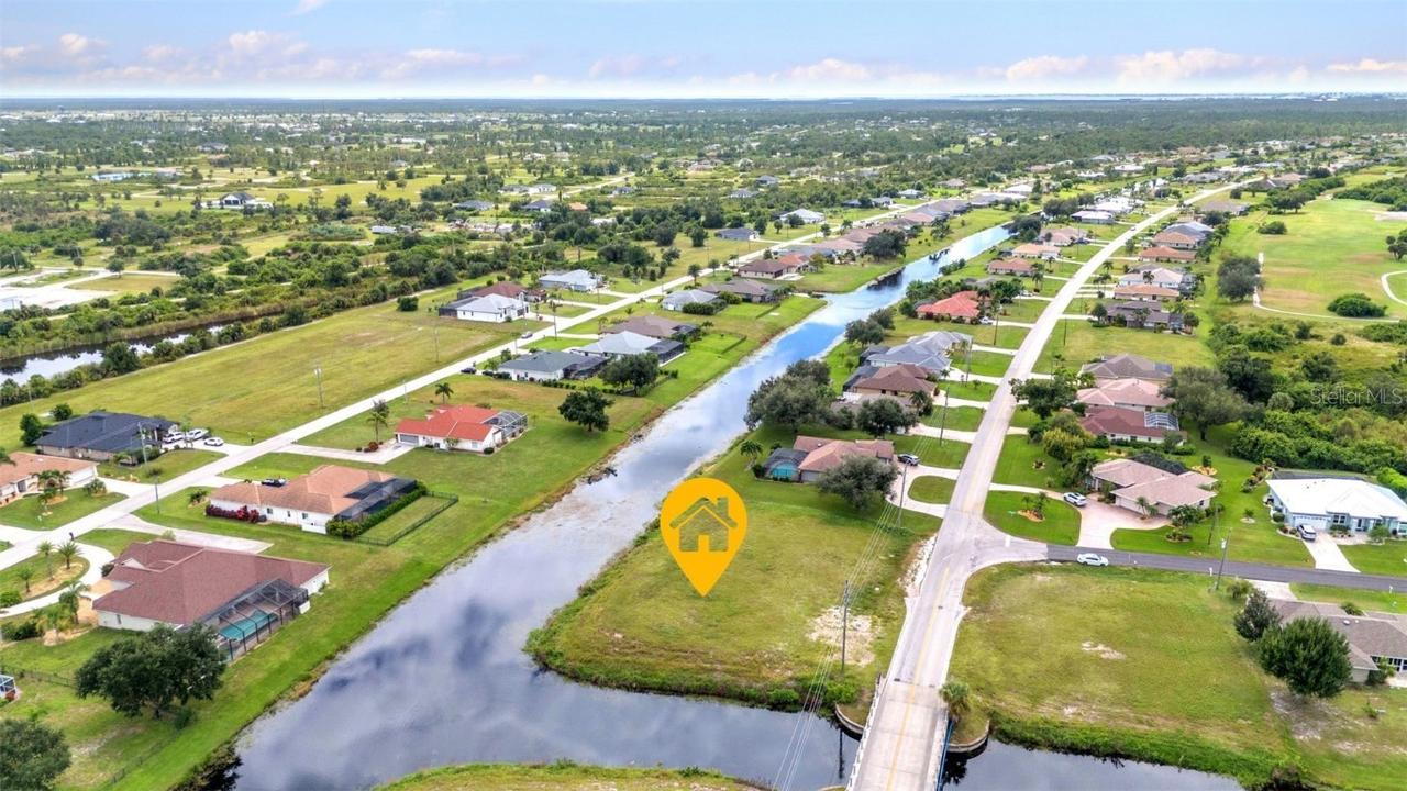 893 Rotonda Cir., Rotonda West, FL 33947