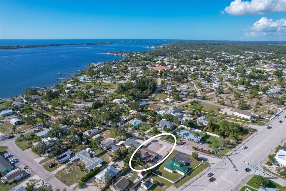 25 1st Ave., Englewood, FL 34223